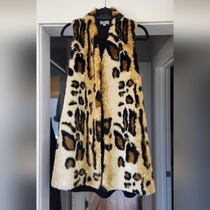 NWOT Joseph A. Faux Fur Leopard Print Vest